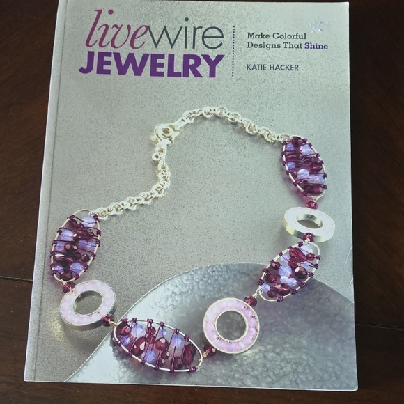 (J23) Live Wire Jewelery Soft Book - Picture 1 of 5